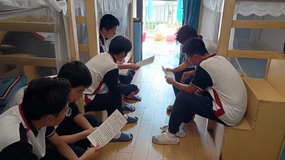 宿舍生活大揭秘 | 在荣源龙，有一种成长，叫“学生自主管理”