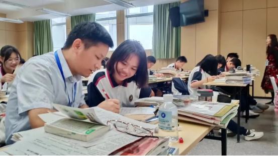 教师风采  万万没想到，你竟然是这样的班主任！