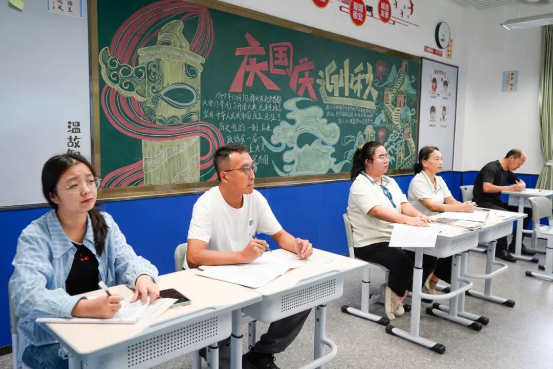 初心隽永，潜心笃行  荣源龙高级中学新教师上岗汇报课活动总结