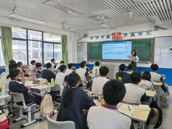 初心隽永，潜心笃行  荣源龙高级中学新教师上岗汇报课活动总结