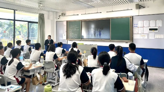 揭秘  这所学校的教研公开课竟然是这样上的！