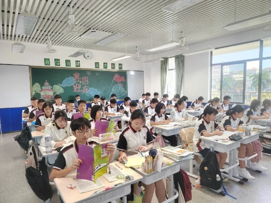 揭秘  这所学校的教研公开课竟然是这样上的！