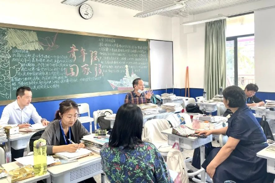 揭秘  这所学校的教研公开课竟然是这样上的！