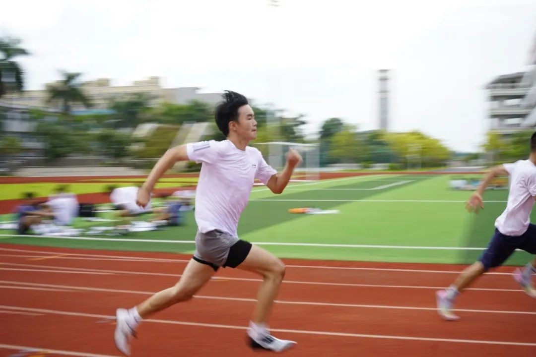 揭秘  荣源龙体育特训营的训练日常~