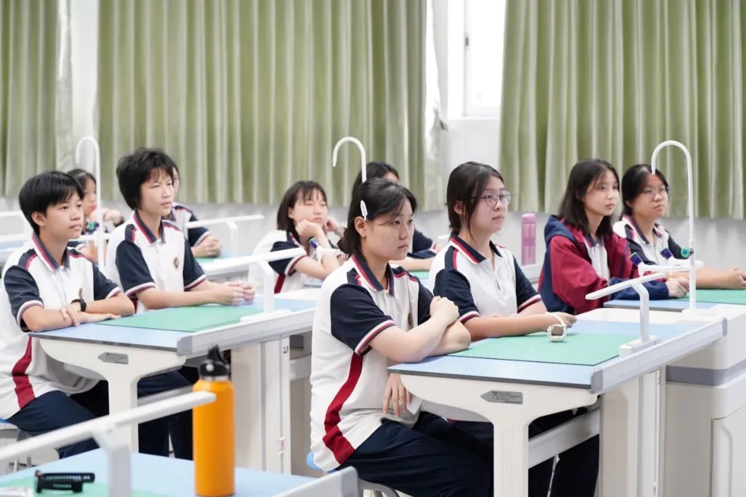 一切从一颗蛋开始... ...！我在校本课，孵化了只小鸭