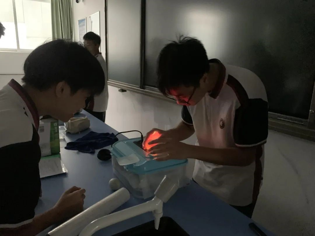 一切从一颗蛋开始... ...！我在校本课，孵化了只小鸭
