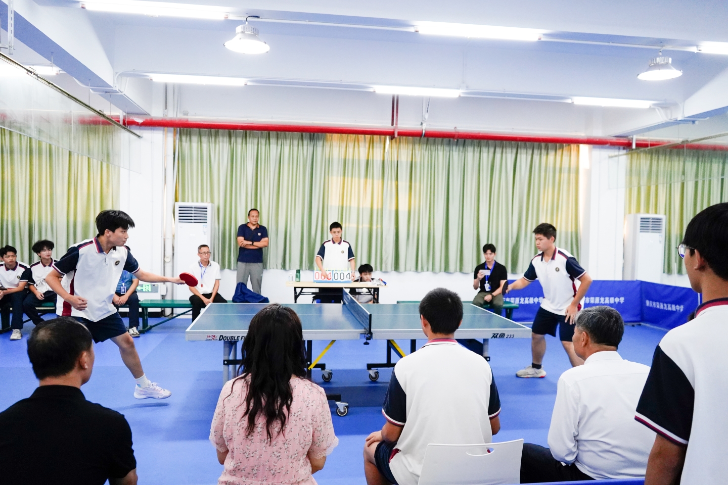 多彩活动 | 爱“乒”才会赢，荣源龙高级中学2023—2024 学年度第一学期乒乓球比赛