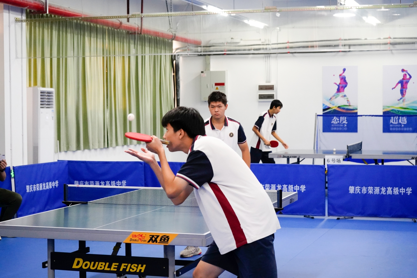 多彩活动 | 爱“乒”才会赢，荣源龙高级中学2023—2024 学年度第一学期乒乓球比赛