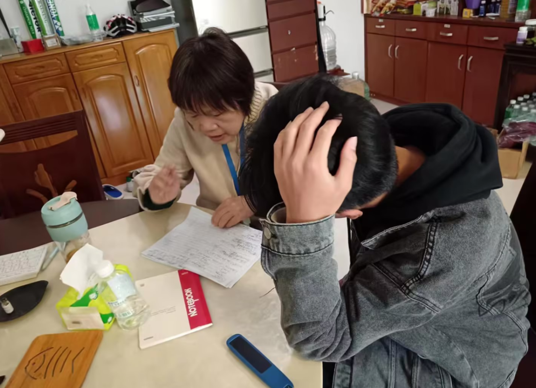 家访面对面，共育促成长|荣源龙高级中学家访活动