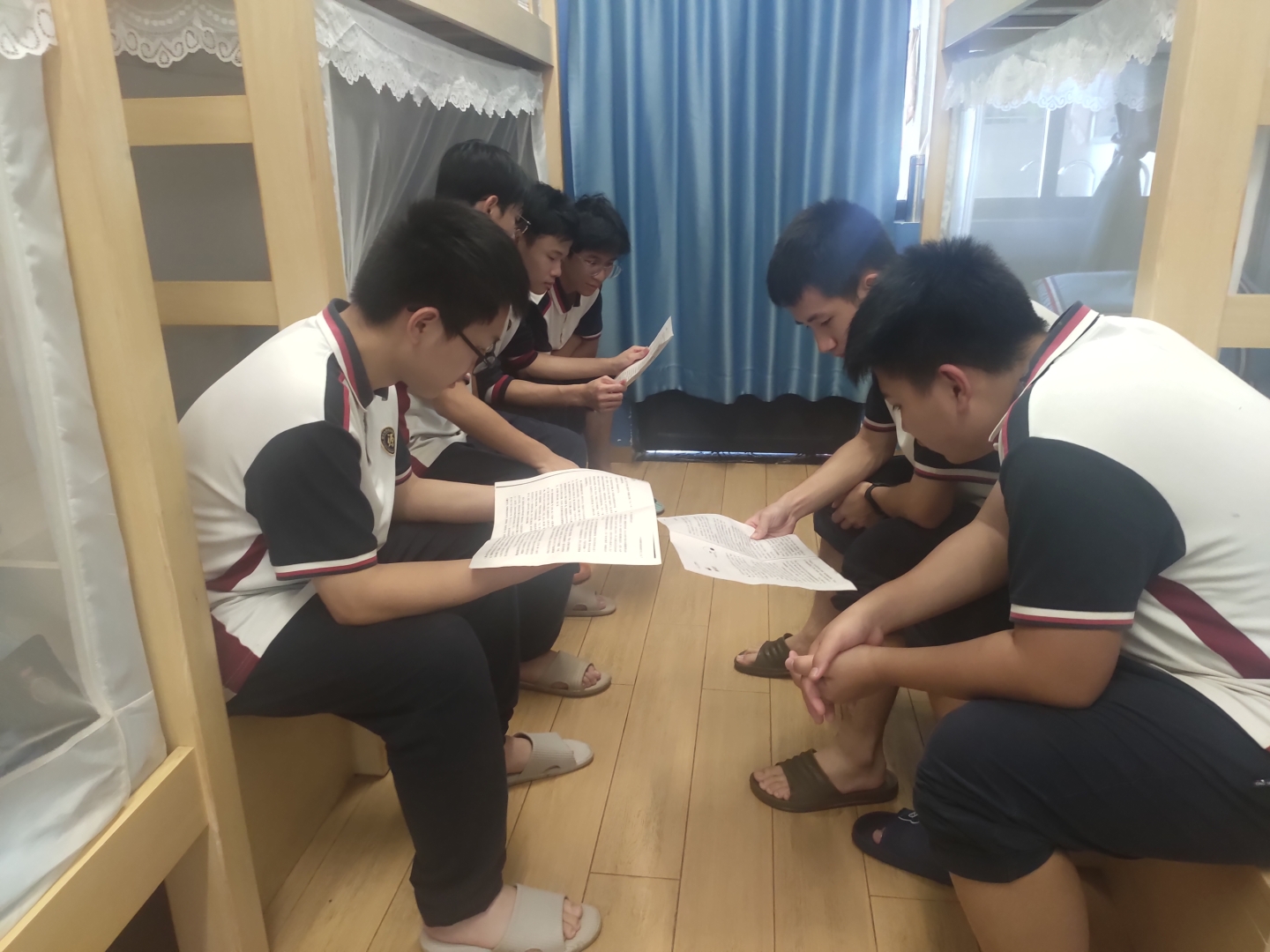 第13周学生宿舍精神文明学习活动