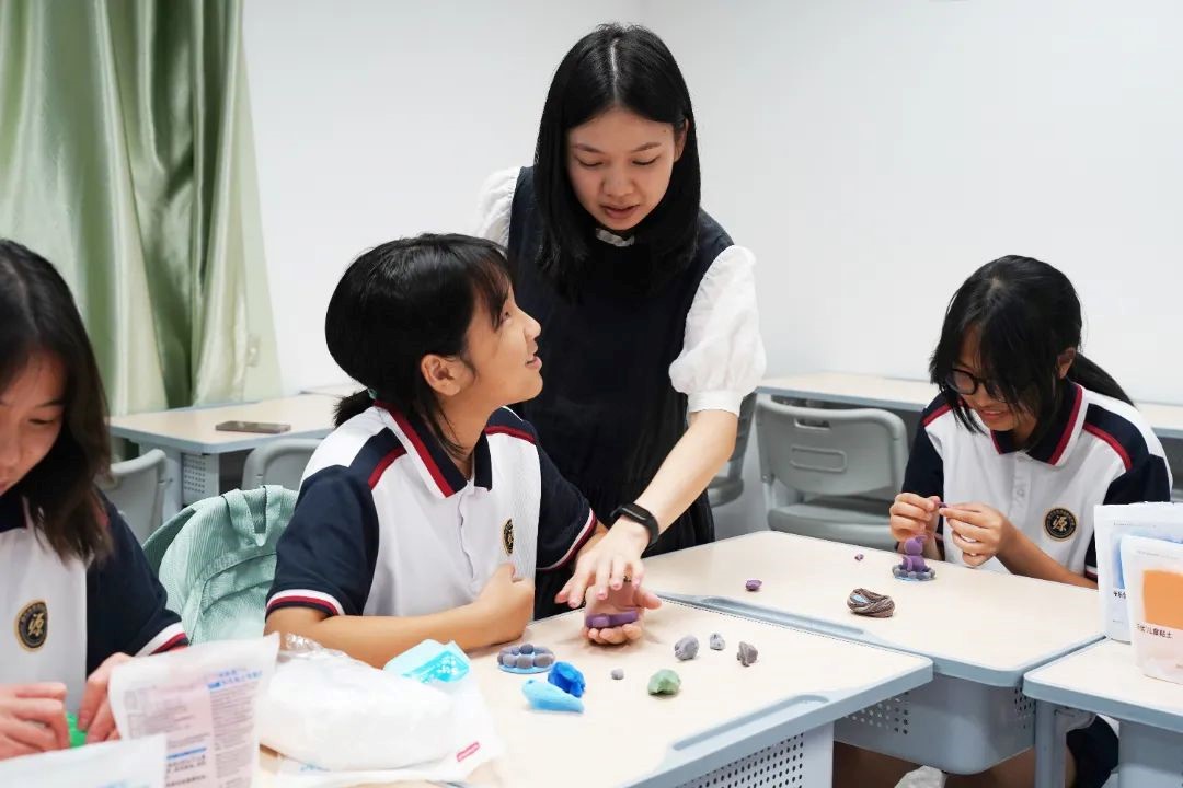校本课程新启航，激发潜能无限量2024-2025学年（上）高一年级校本课程开课啦！