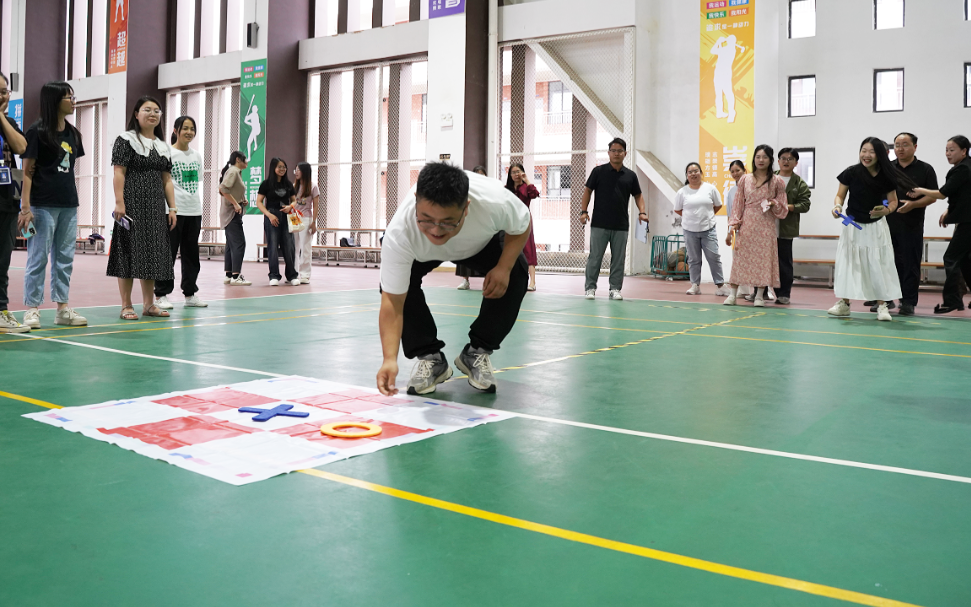 荣源龙教师工会活动|强身健体展风采，团结协作铸和谐