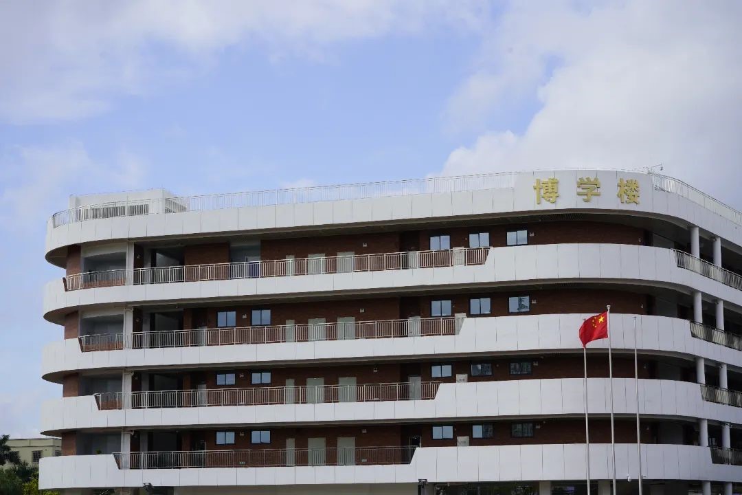 荣源龙高级中学2025年艺体生高考文化课提升班招生简章