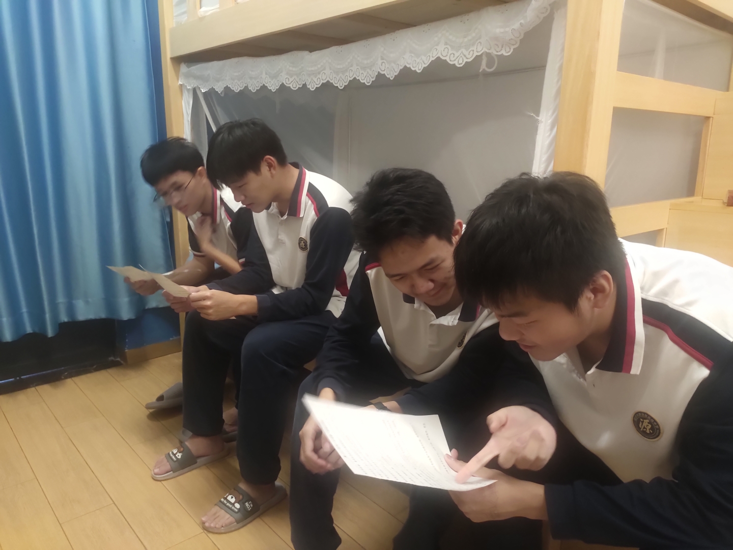11月学生宿舍精神文明学习活动