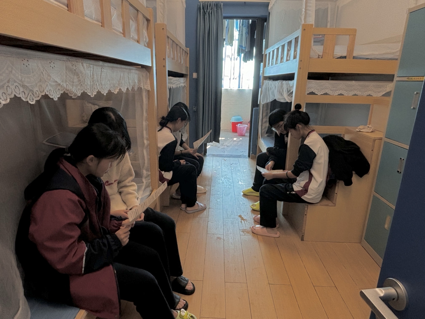 启迪思想，引领成长——第15周学生公寓精神文明学习活动