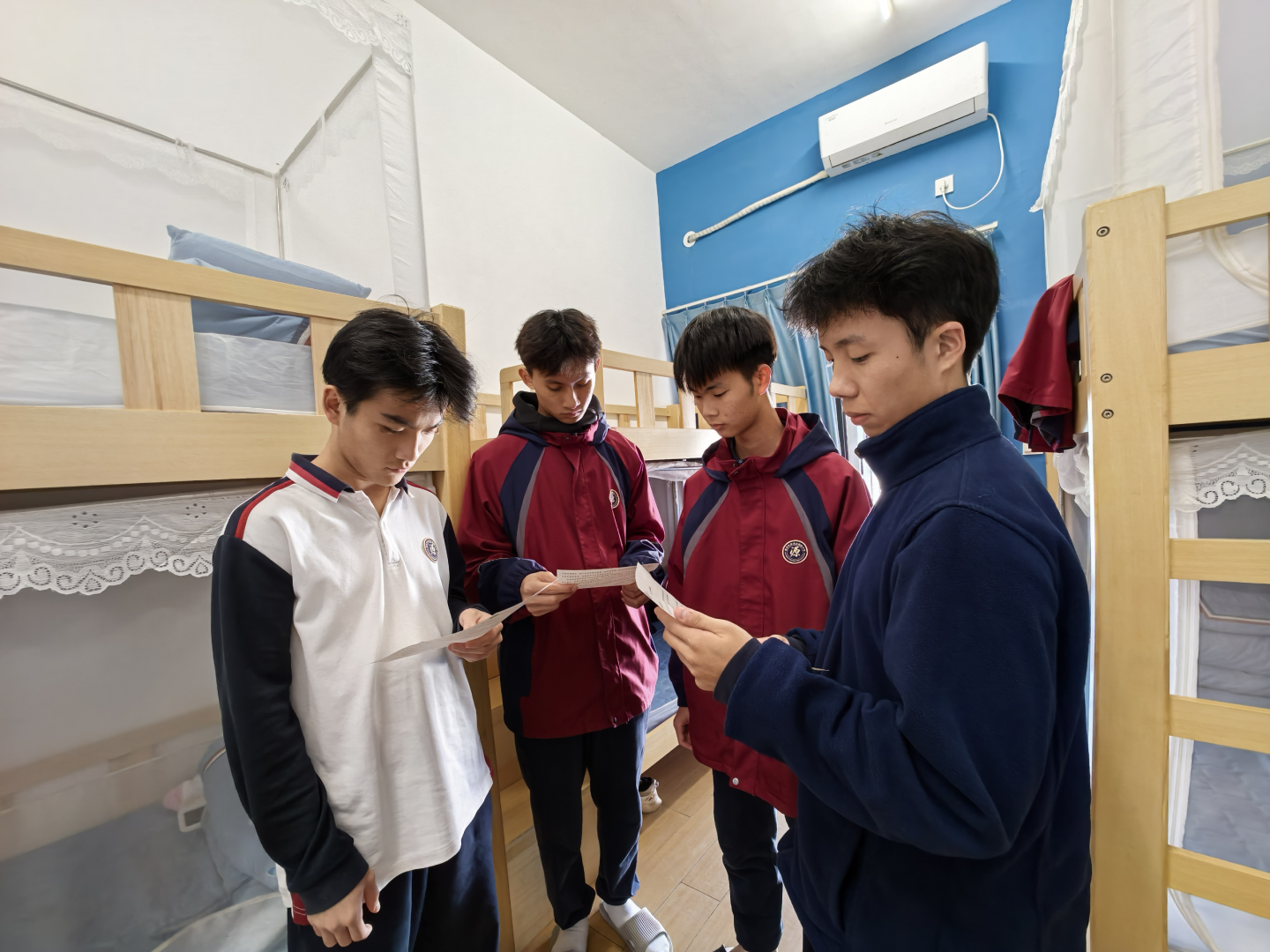 启迪思想，引领成长——第15周学生公寓精神文明学习活动