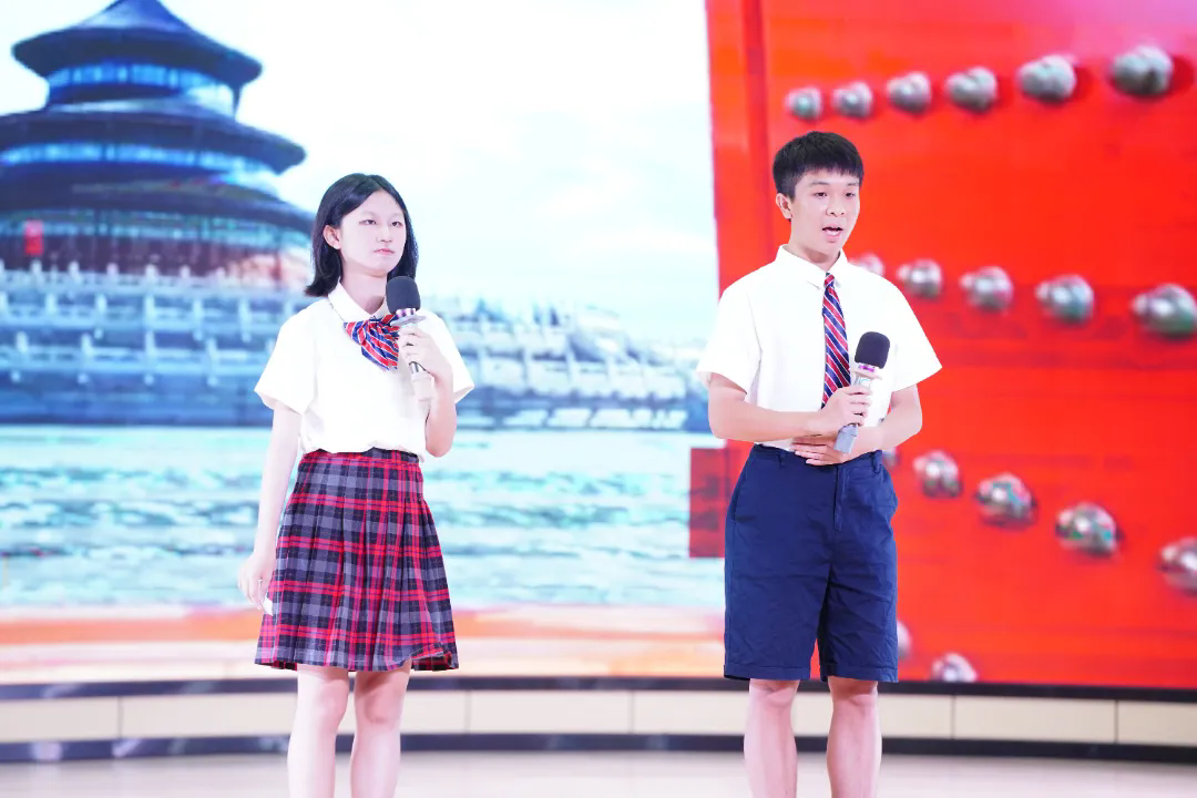 荣源龙高级中学举办“祖国好，庆国庆”庆祝新中国成立75周年文艺汇演活动，向祖国献礼!