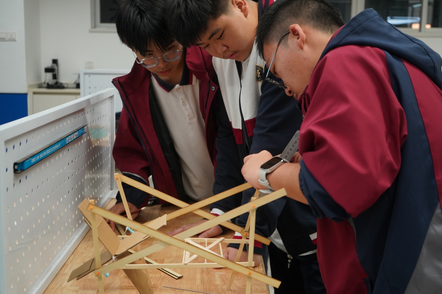 2024-2025学年第一学期“交织社团情，幻化青春梦。“校园社团开展情况