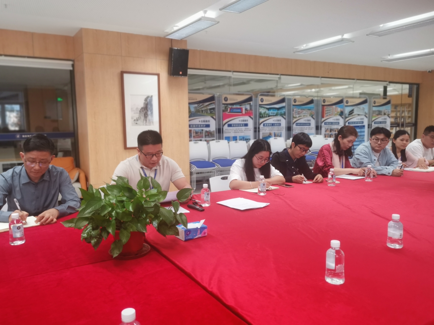 凝心聚力促发展 民主治校谱新篇|荣源龙高级中学教职工代表大会暨工会委员履职大会纪实