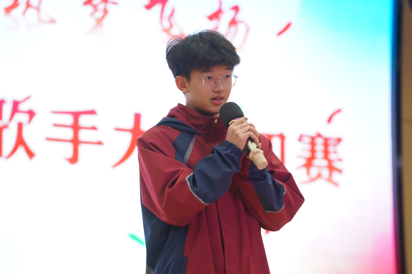 以歌声致敬青春，用旋律书写梦想|荣源龙高级中学第二届校园十大歌手决赛圆满落幕！