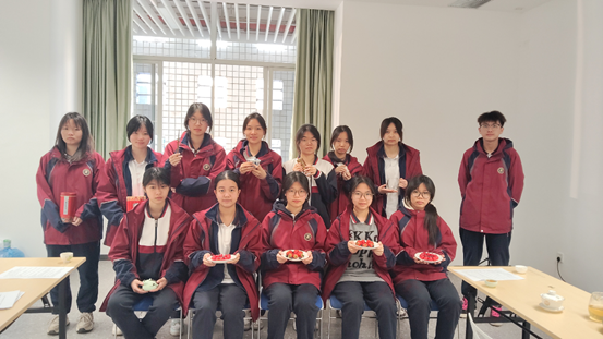 沏校园香茗，品校园文化——荣源龙高级中学探索传统茶文化校本课教育实践之旅
