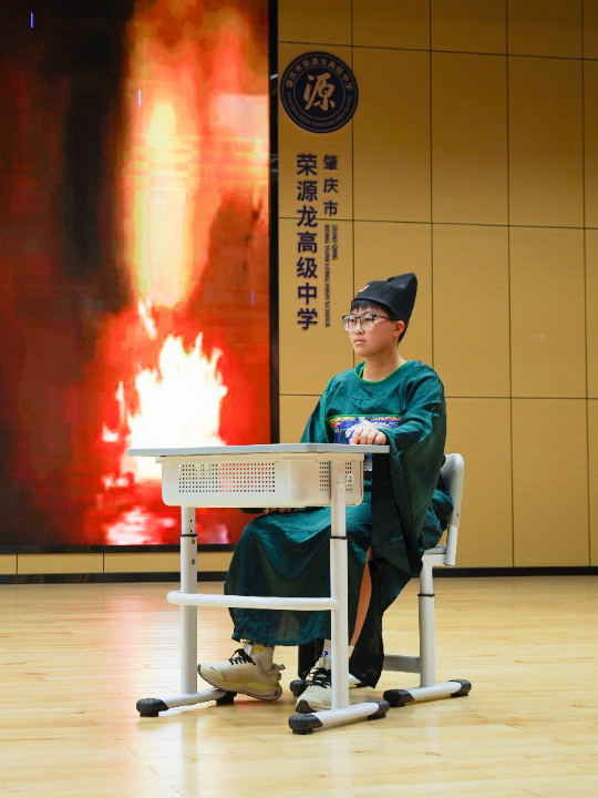 青春演绎经典，书香浸润校园｜“剧绎经典 戏韵书香”课本剧展演