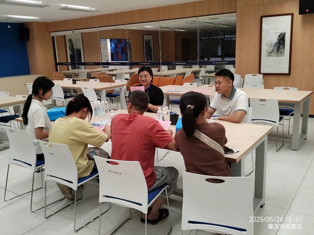 中考生的选择！2025 中考志愿三批次护航，初三学生探校实录