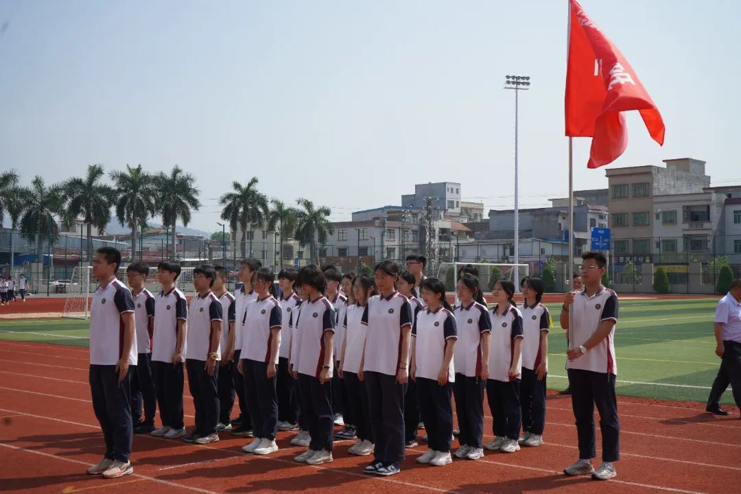奔跑吧，青春！——2024-2025学年下学期高一高二跑操比赛精彩回顾