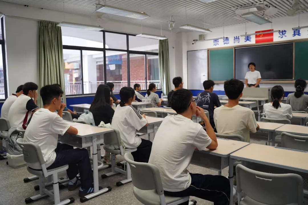 这一次，我们向着光再出发