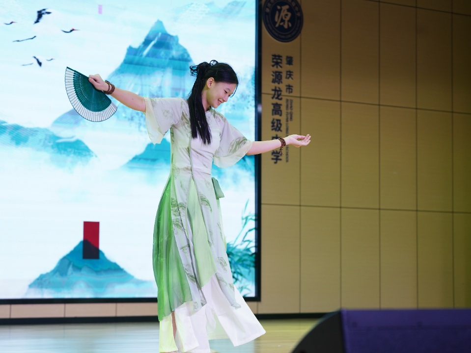 加入荣源龙，遇见更好的自己|2025年夏季插班生招生考试时间出炉！