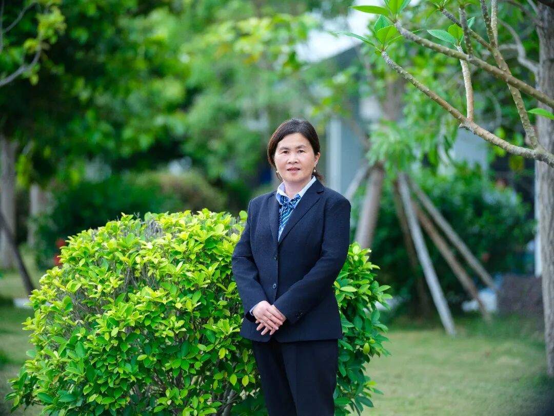 星耀荣源龙·师者荣光 星耀荣源龙·师者荣光