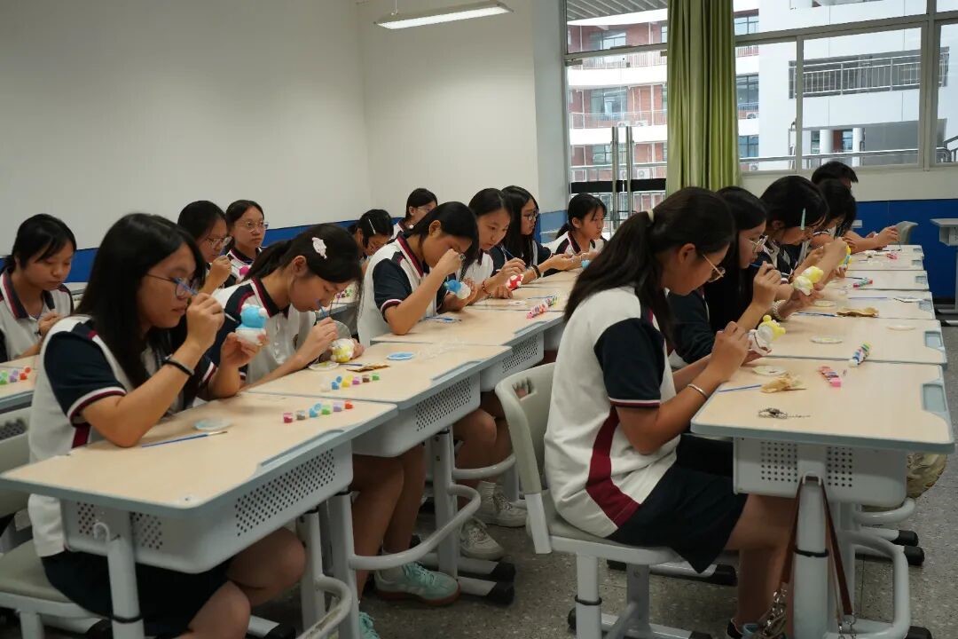 综合实践课程启新航 五育并行促成长 精彩课程瞬间 综合实践课程启新航 五育并行促成长 精彩课程瞬间