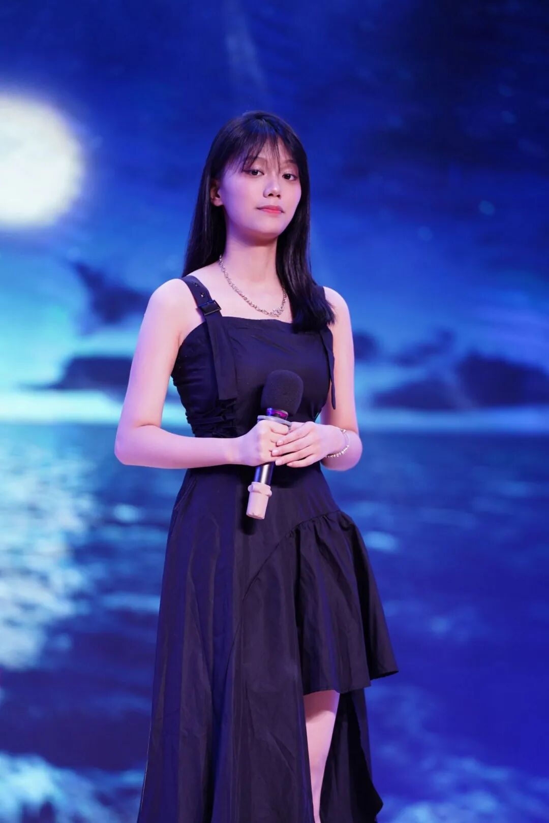 荣源龙邀您云端相聚，共赏国庆中秋文艺晚会！