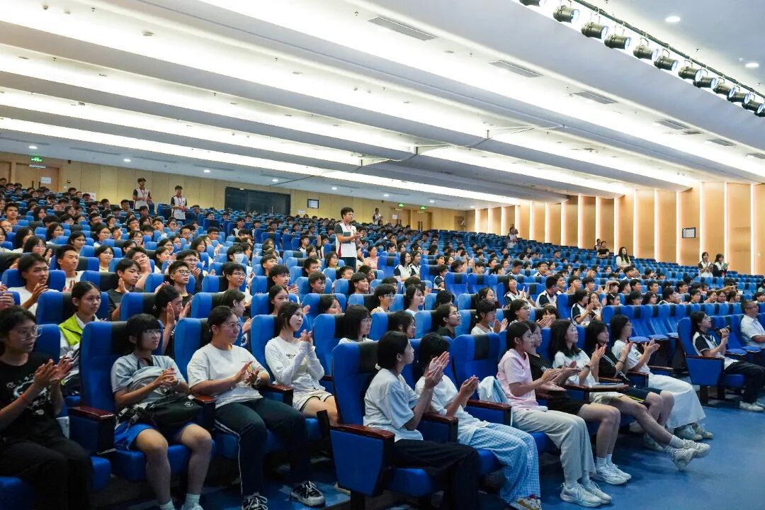 社彩无限,约你详见|肇庆市荣源龙高级中学社团报名教程 社彩无限,约你详见|肇庆市荣源龙高级中学社团报名教程