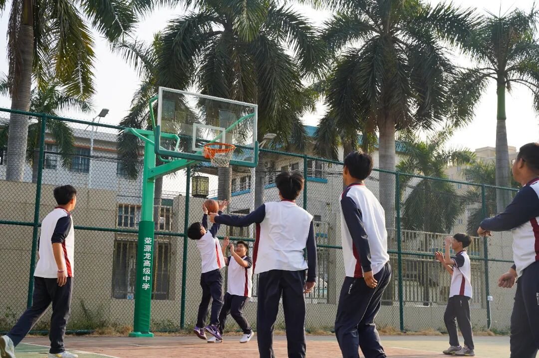 社彩无限,约你详见|肇庆市荣源龙高级中学社团报名教程 社彩无限,约你详见|肇庆市荣源龙高级中学社团报名教程