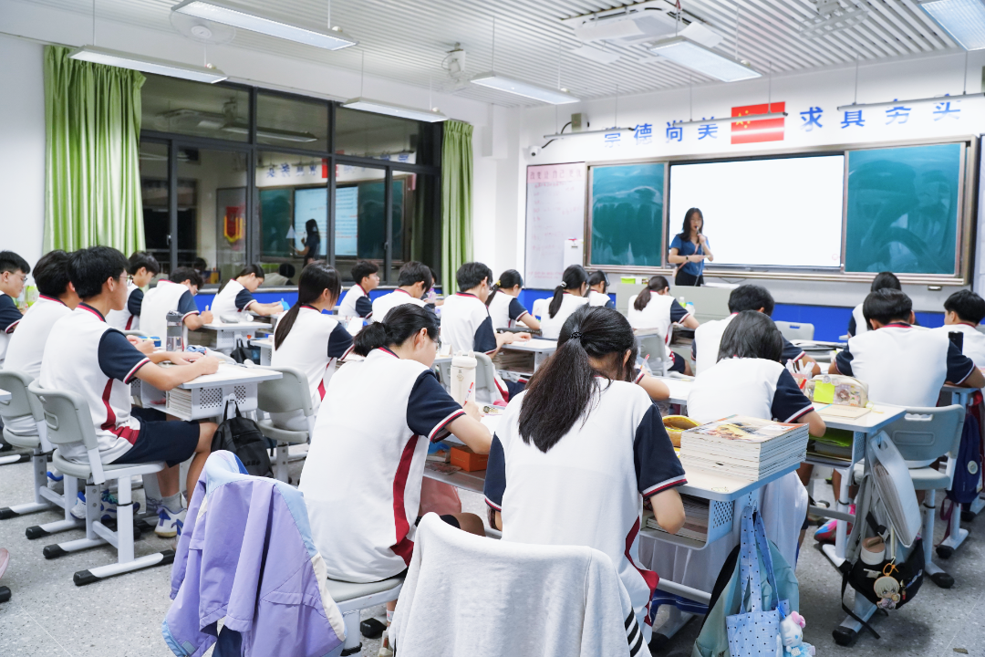 以考促学,检验成效荣源龙高级中学高一、高二月考 以考促学,检验成效荣源龙高级中学高一、高二月考