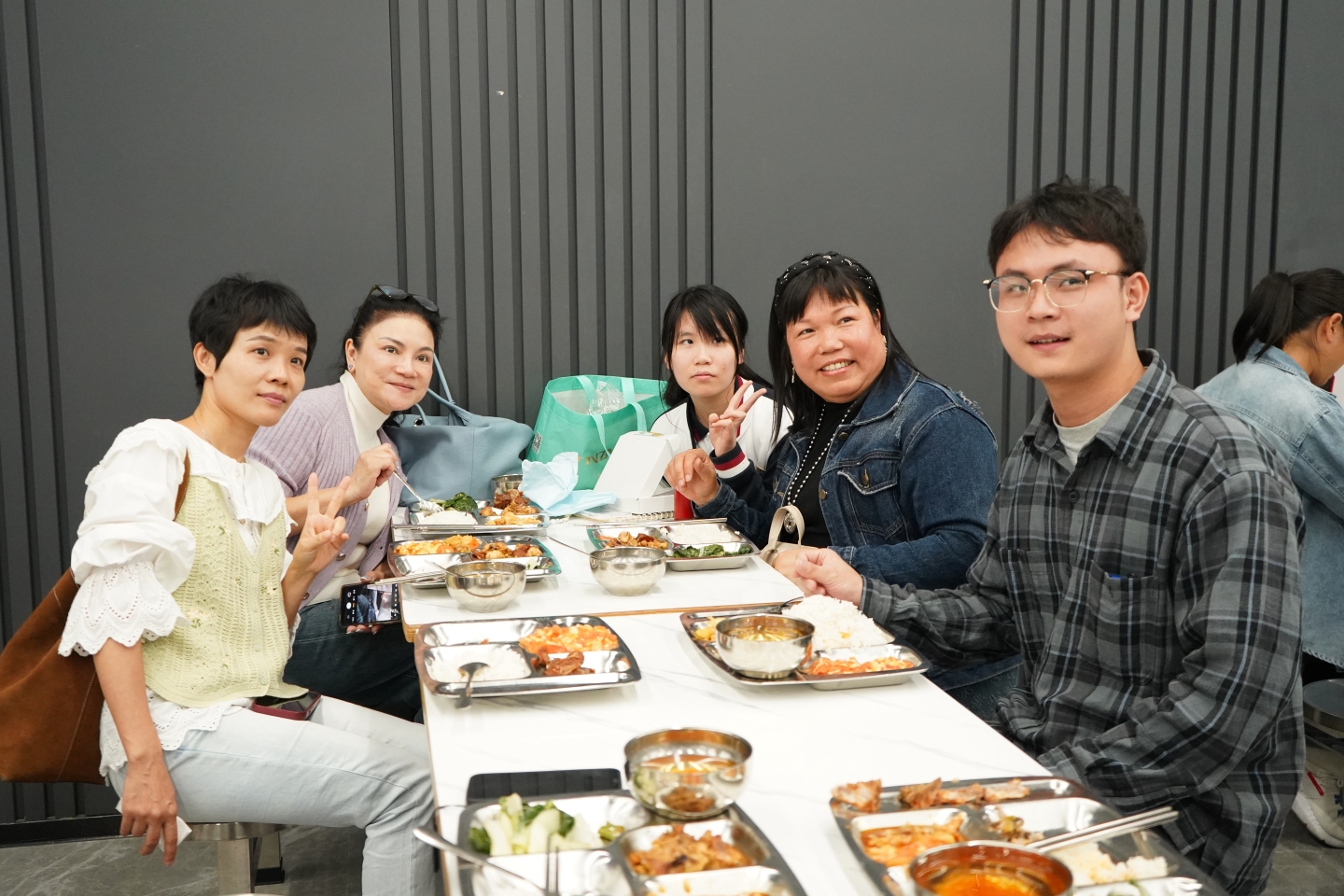 初高衔接启新程,家校同心伴成长 —— 荣源龙高级中学高一家长课堂圆满落幕 初高衔接启新程,家校同心伴成长 —— 荣源龙高级中学高一家长课堂圆满落幕