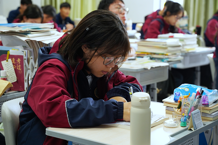 【守望者手记】从“怕说错”到“敢开口”：一位英语老师的“破冰”手记