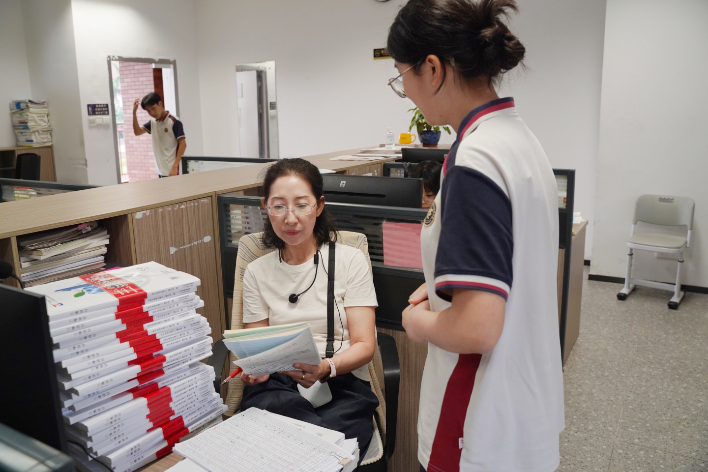 【守望者手记】从“怕说错”到“敢开口”：一位英语老师的“破冰”手记