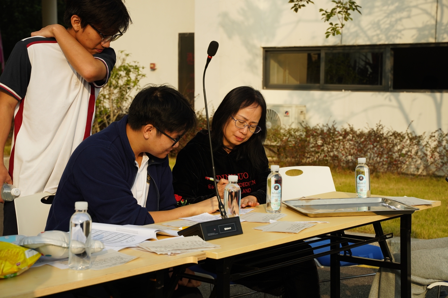 展运动风采，砺青春锋芒——荣源龙高级中学运动会圆满落幕