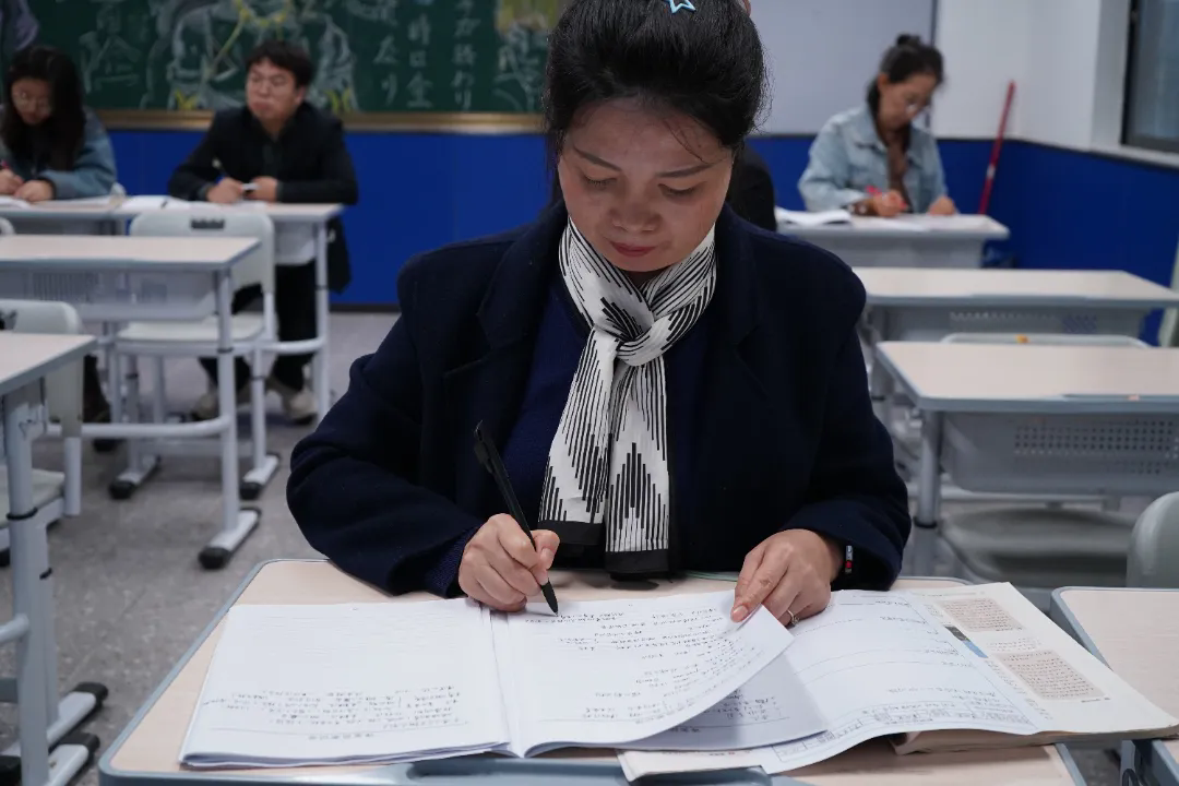 教研赋能强管理 精耕课堂育新苗——荣源龙高中以研促教焕活力