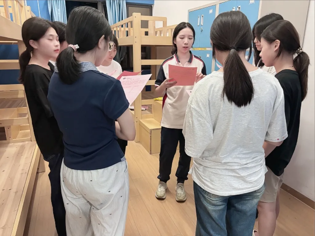 【守望者手记】深夜的灯与清晨的笑：做孩子离家后的“暖心港湾”