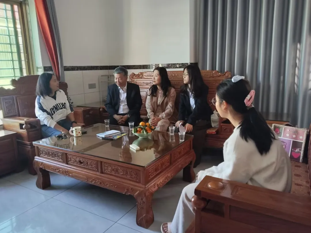 家校同心,温暖同行——荣源龙高级中学高一年级家访活动纪实 家校同心,温暖同行——荣源龙高级中学高一年级家访活动纪实