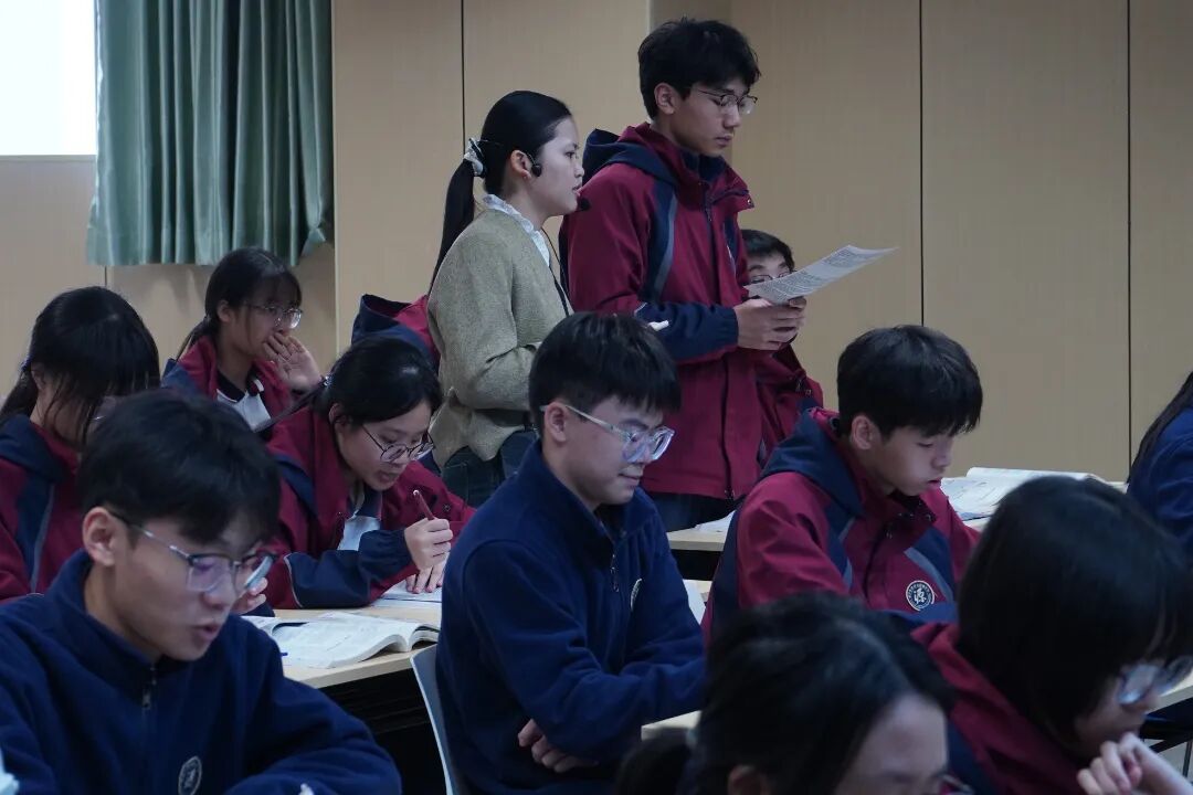 同课异构展风采，教学评一体促提升——高要区高中思想政治学科高三课堂教学研讨活动在我校成功举行