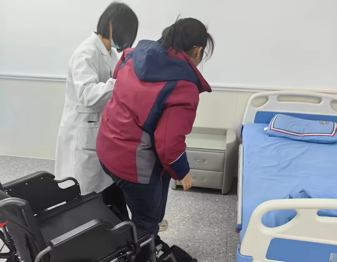 【守望者手记】从“午夜急救”到“降妖除魔”:“别怕,我就在这儿” 【守望者手记】从“午夜急救”到“降妖除魔”:“别怕,我就在这儿”