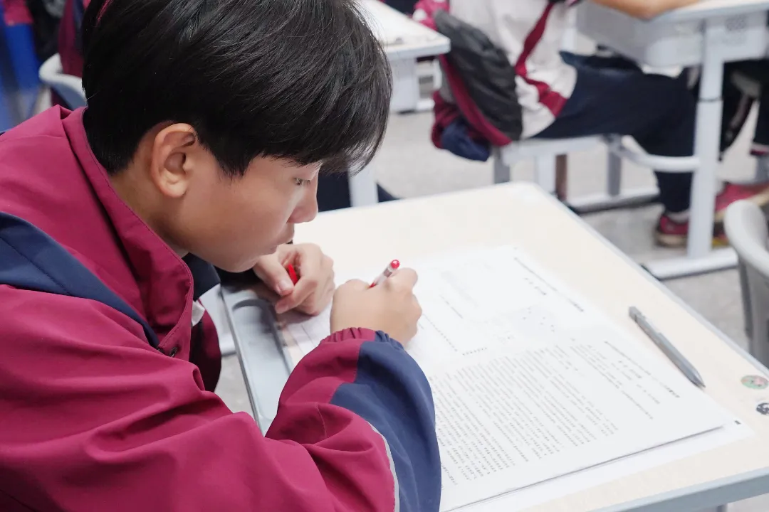 以考促学,闭环精进!荣源龙高级中学12月阶段性考试顺利进行 以考促学,闭环精进!荣源龙高级中学12月阶段性考试顺利进行