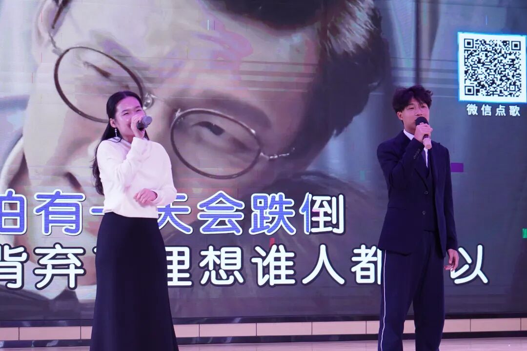 春序启章,骏程致远|荣源龙高级中学2026年元旦文艺晚会圆满落幕 春序启章,骏程致远|荣源龙高级中学2026年元旦文艺晚会圆满落幕