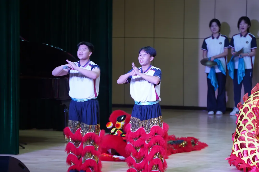 春序启章,骏程致远|荣源龙高级中学2026年元旦文艺晚会圆满落幕 春序启章,骏程致远|荣源龙高级中学2026年元旦文艺晚会圆满落幕