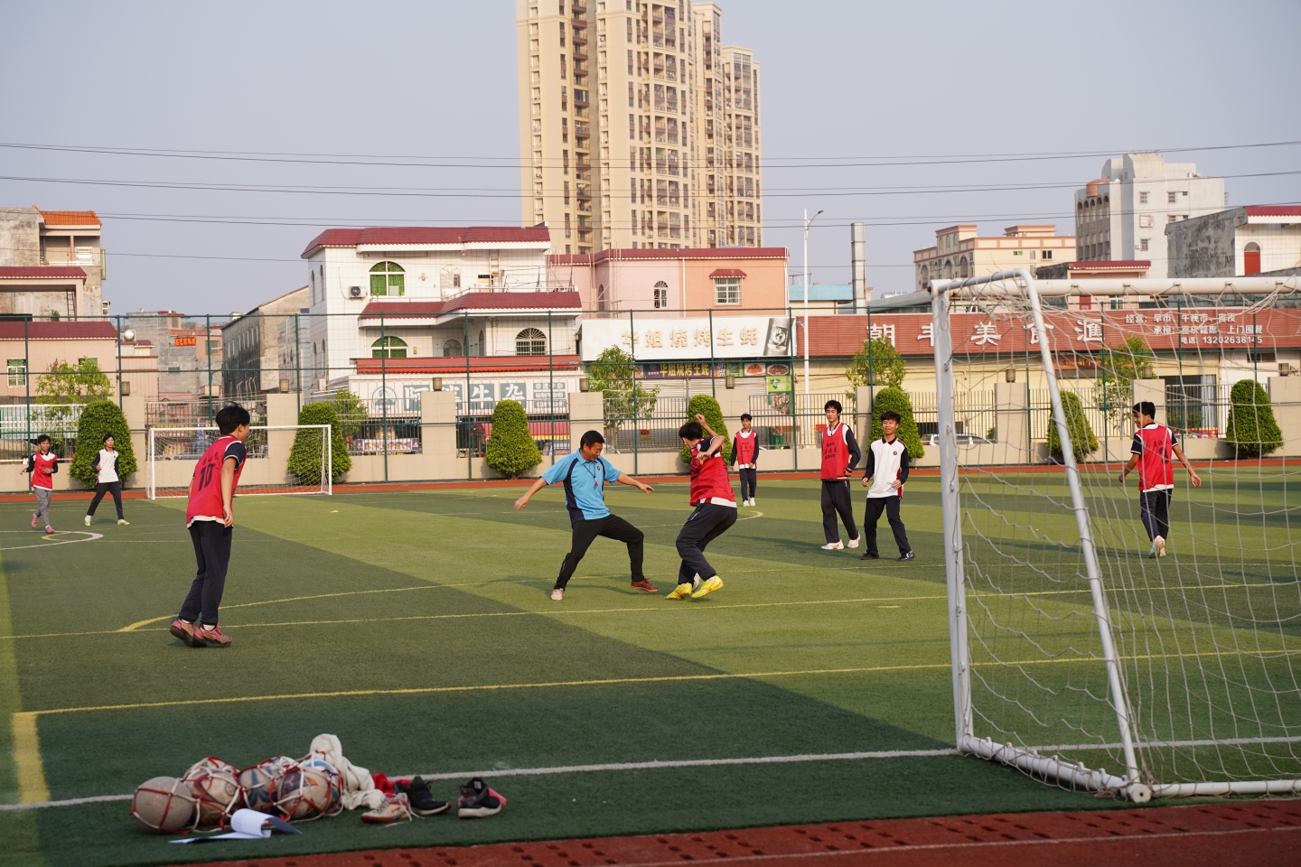 以实践润成长，以热爱赴新程——荣源龙校本课程精彩回顾