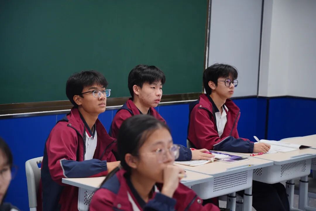 喜报！荣源龙高级中学期末质量监测再传捷报，逐梦前行启新程